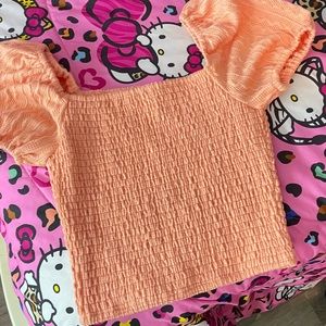 crop top off the shoulder